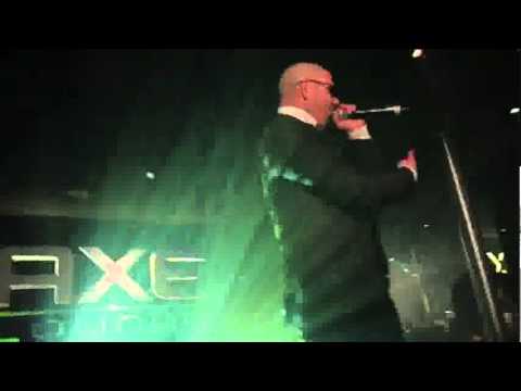 Download I Know You Want Me (Calle Ocho) (Live at AXE Lounge) HD