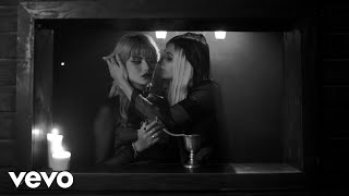 Wam Dingis - Dark Parlor
