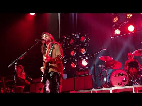 Juanes  – La Tierra / Me Enamora / A Dios Le Pido (Live in San Francisco)