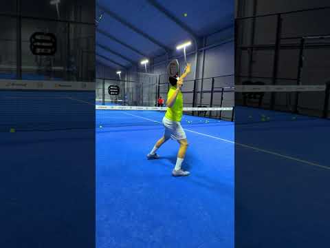 Probando la pala de pádel del "Rey" Arturo Coello, la Head Coello Pro 2026
