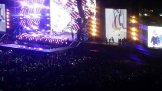 Celebrity simple plan en premios telehit Wealth