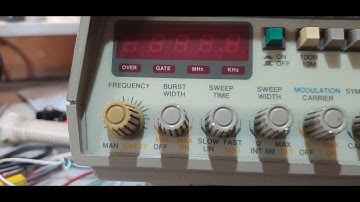 Loscha Opens - GW Instek GFG-8050 Analogue Signal Generator Disassembly