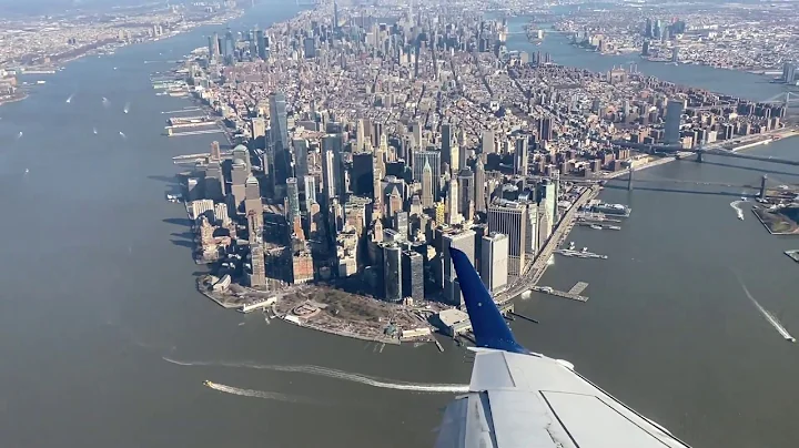 Landing in LGA with Amazing Views of NYC 4k