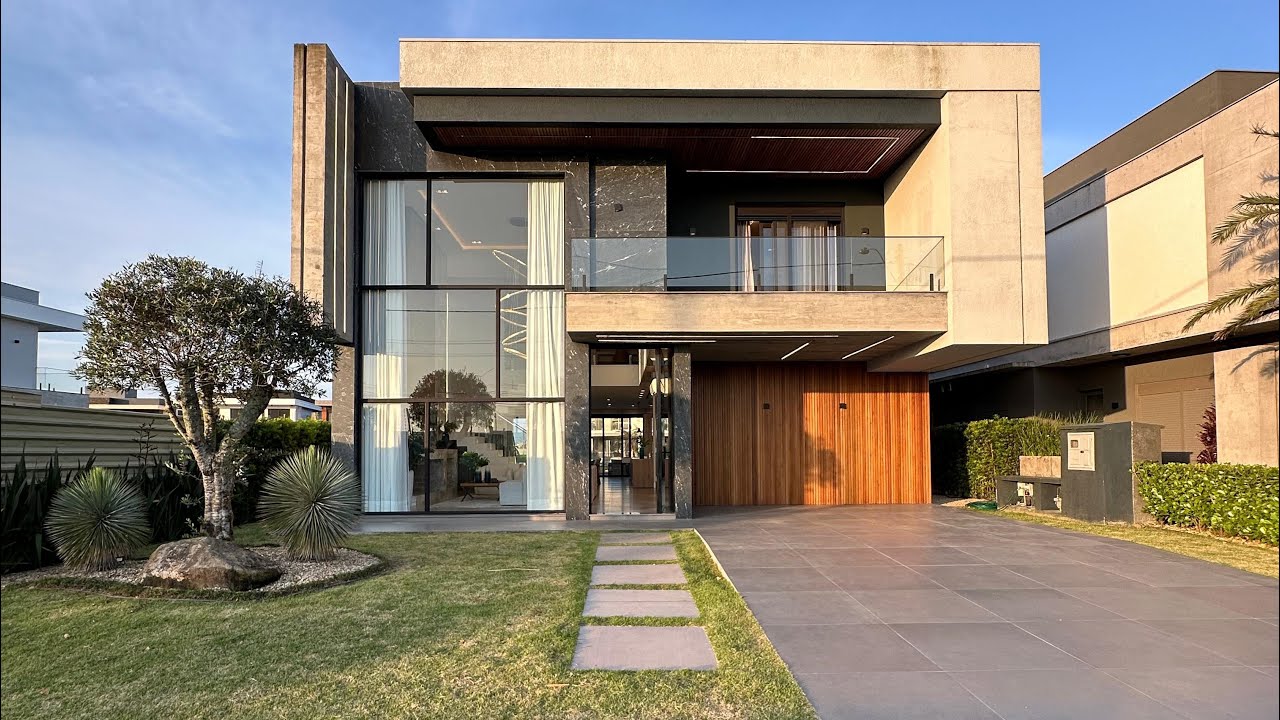 SENSE | 418M² DE ALTO PADRÃO JUNTO AO LAGO, 5 SUÍTES MOBILIADA E DECORADA 