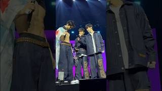 reaksi ke 2 bontot liat johnny hyung 🤣🤣 #johnny #mar