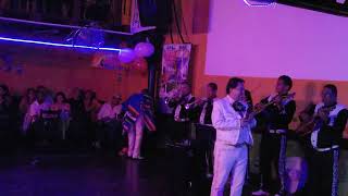 Mariachis 2