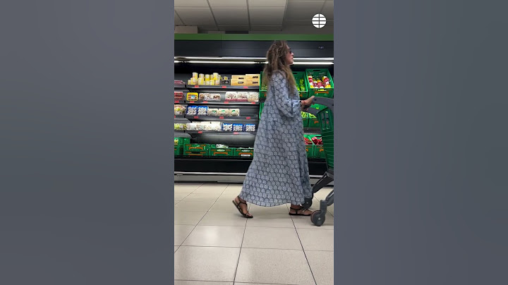 Malú y Prince Royce se encuentran en el supermercado con una piña para anunciar nueva colaboración