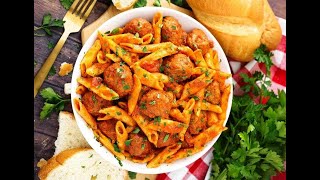باستا_مكرونه بصوص الطماطم والريحان وكفتةاللحم?Pasta penne with meatballs & basil