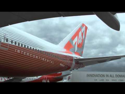 747-8 Intercontinental Arrives at Paris Air Show