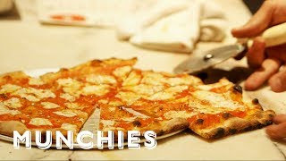 The Pizza Show: Extra Slice - Dueling Pizzas