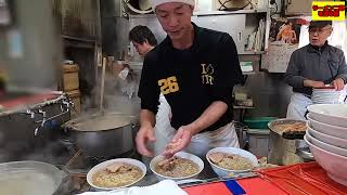 News [Ramen Jiro] Kitchen !!! First shot in the world