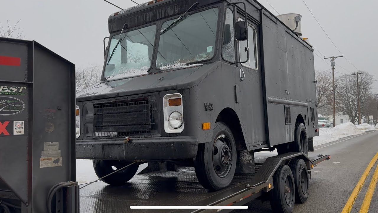 SOLD My Food Truck & Bought a TOTAL Fixer-Upper Trailer – Here's What Happened! 🔥