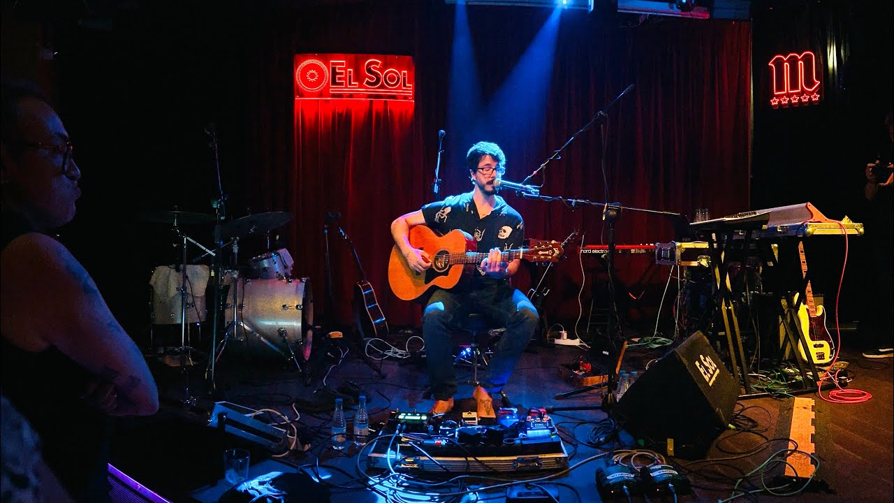 Castillo Rapper Inside CASTILLO (Live at El Sol) - YouTube