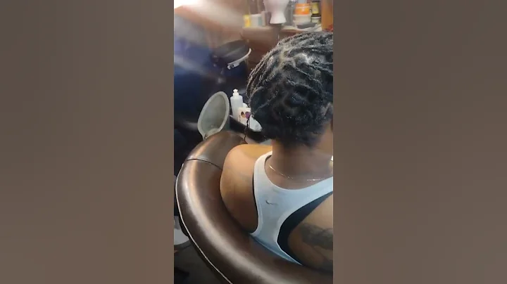 Loc Retwist and Style in Tucson Az. Text 5203894499 5208082465 text 10am-8pm