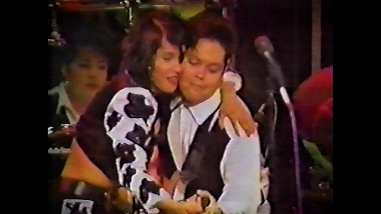 Selena Y Los Dinos - Baile Tejano Live From Market Square 1991