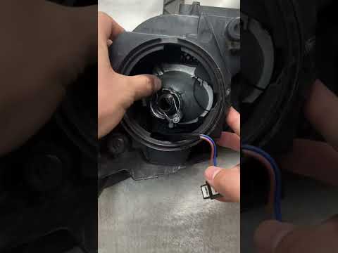 Super bright LED headlight model 9005 replacement