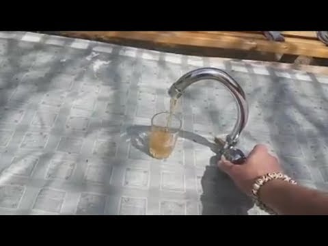 კახელი კაცის ონკანმა საიდანაც ღვინო მოედინება ინტერნეტ სივრცე \"ააფეთქა\" - ბრავო, მაგარი გამოგონებაა!