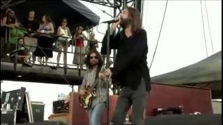 Watch Black Crowes Shine Along video