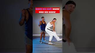 Learning TWERK for beginners in 30 seconds