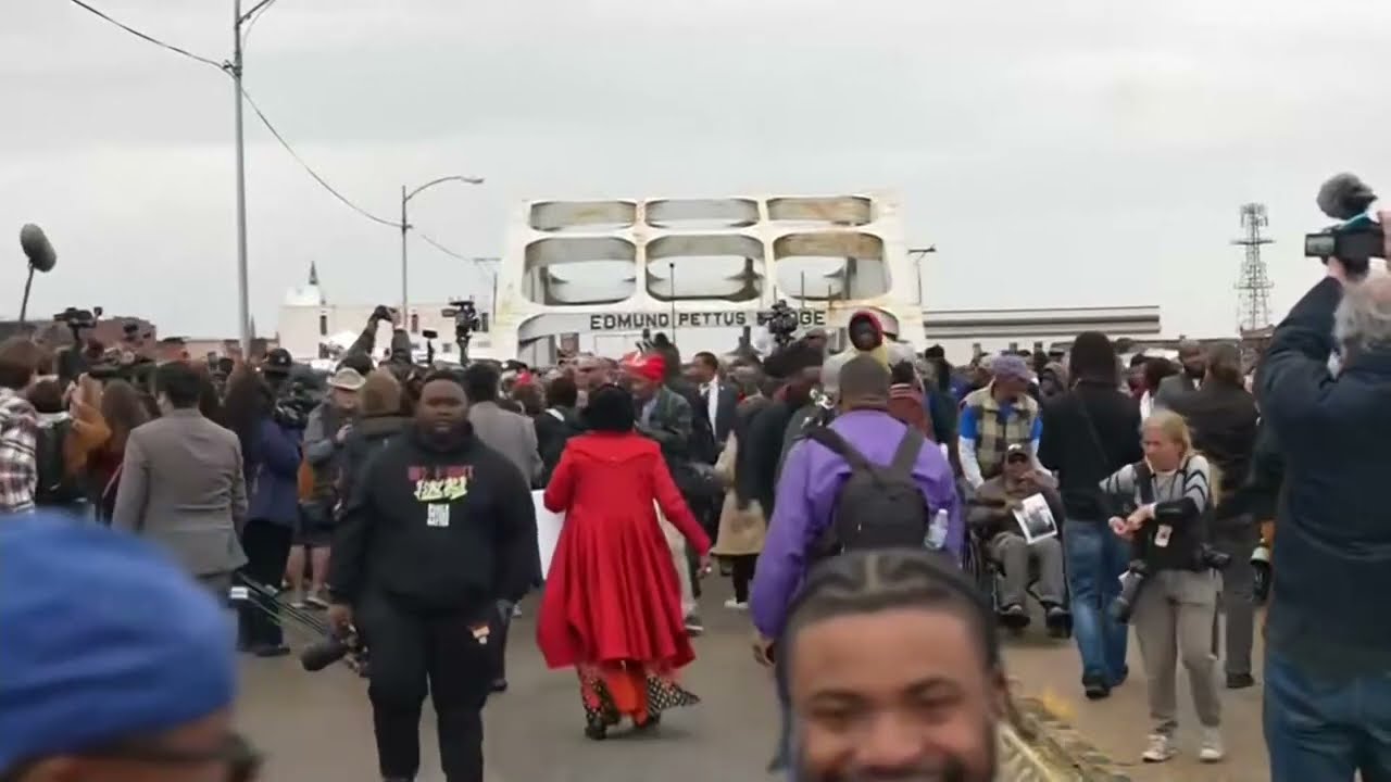 Selma 'Bloody Sunday' anniversary on bridge marked by hundreds remembering civil rights movement