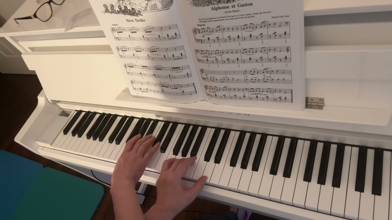 Alphonse et Gaston (p.39) - Michael Aaron piano course lessons grade 2