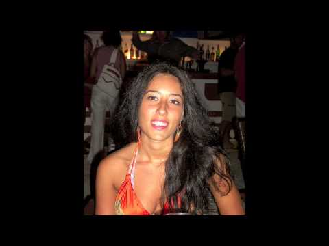 Acoustic Sessions - Laura Estrada. For The Love Of...