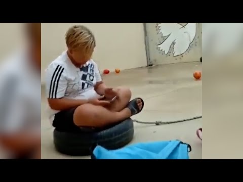 Un niño de 11 años sufre bullying en su cumpleaños y las redes se vuelcan a felicitarle