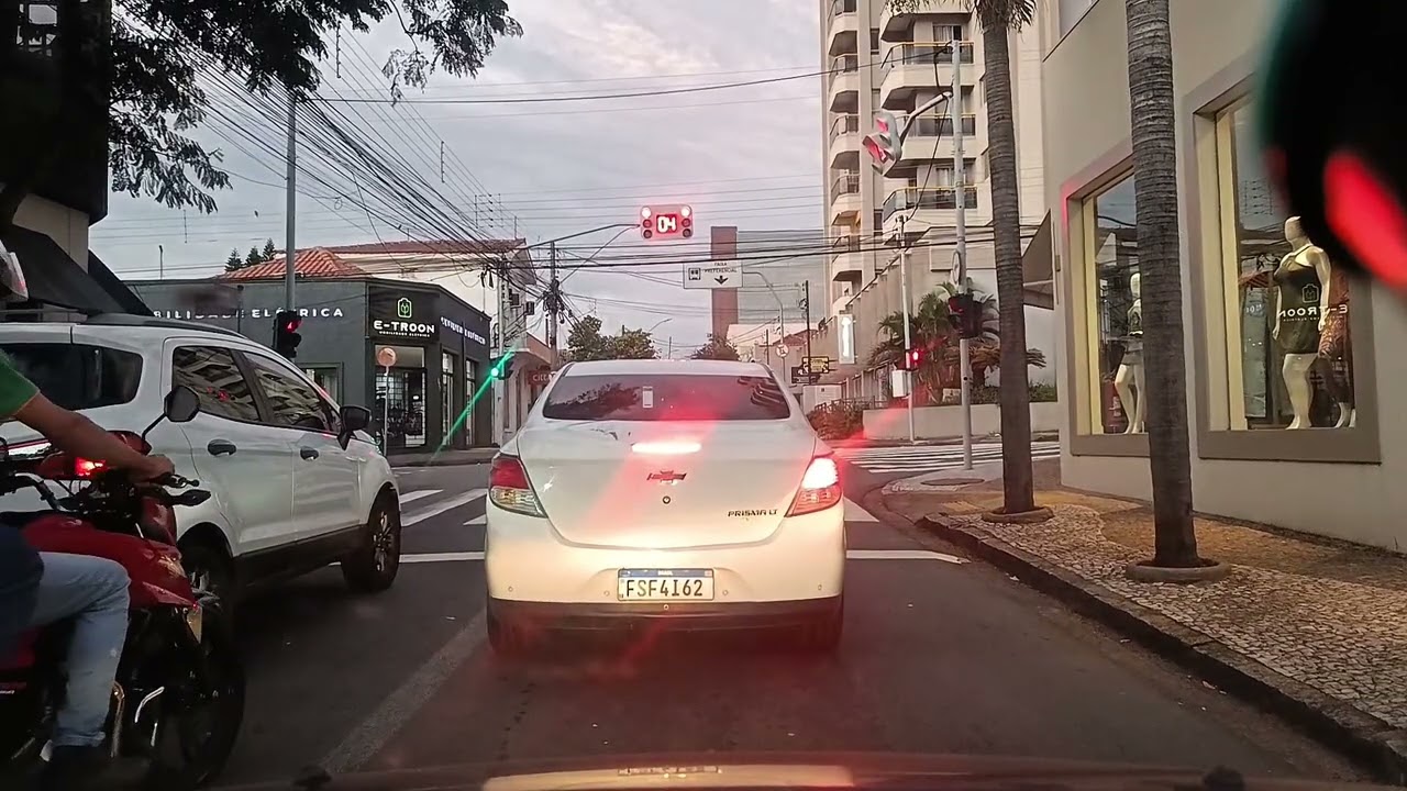 7 - Andando Pelo amanhecer de Limeira, SP