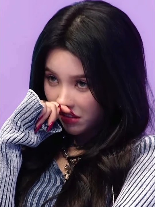 are you all ready?💀 #soyeon #fantasyboys