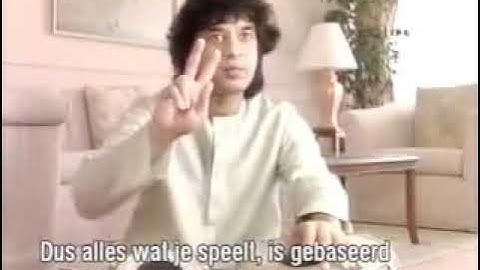 Ustad Zakir Hussain explain how to play Tirkit in different Gharanas