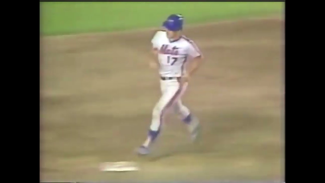 ATL@NYM: Keith Hernandez’s two run homer cuts the deficit to 3-2 (1984)