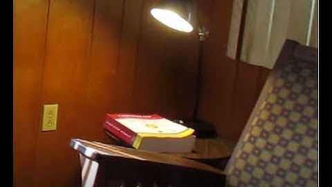 Learning IoT Lesson Turn on a Hue Light Bulb Using Python on the Raspberry Pi