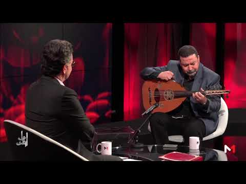 الموسيقار ادريس الملومي يتألق في العزف على آلة العود بيد واحدة مع إضافة شخصية