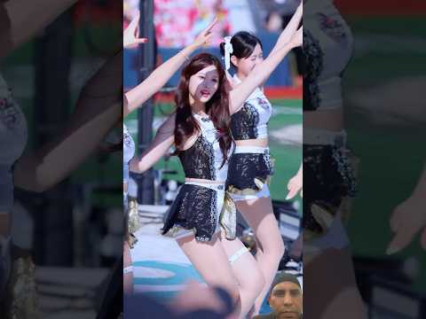 CHEERLEADER HOLD UP KIM JUNG WON JIWON Fancam Cheerleader Japan Shortsfeed Korea Shorts 