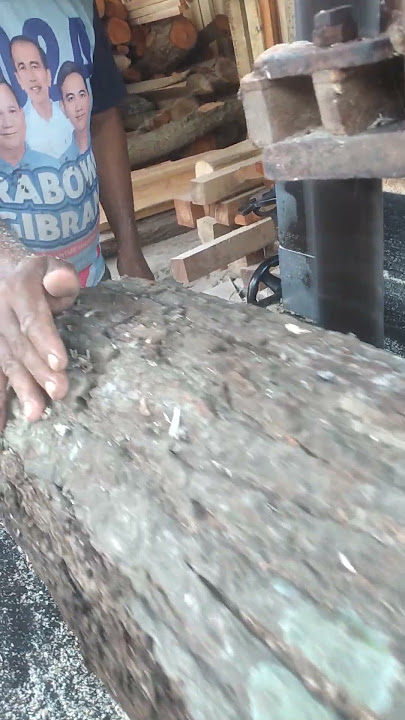 TAJAMNYA GERGAJI RAJANG KAYU MAHONI PART 2995J