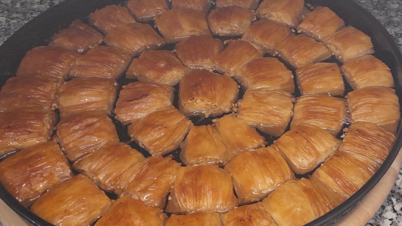 Gazete baklavası | tarifi oldukca kolay çıtir çıtir | gazete | baklavası nasıl yapılir Gazete baklavası | tarifi oldukca kolay çıtir çıtir | gazete | baklavası nasıl yapılir