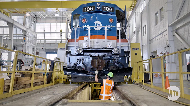 What does an MNR Machinist do?