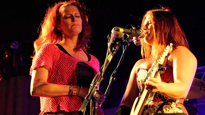 Jasmine Cain live performance of Me and Bobby Mcgee