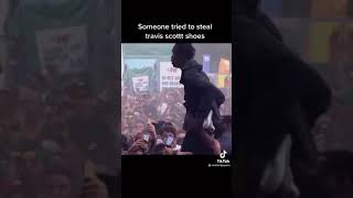 Download Lagu Fan tries to steal Travis Scott shoes \ MP3 Download Lagu Fan tries to steal Travis Scott shoes \ MP3