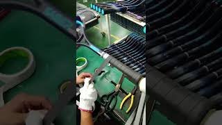 How manufacturers grip rackets screenshot 5
