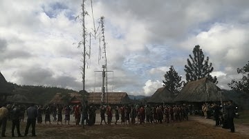 Lễ hội tại làng Cơ tu Tây Giang.