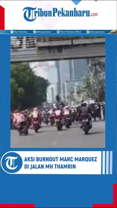Aksi Burnout Pembalap Motor GP Marc Marquez di Jalan MH Thamrin Jakarta