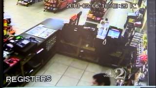 Employee pistol-whipped during Deltona market robbery