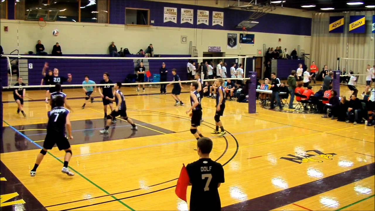 Laying down on the job Volleyball style.wmv - YouTube