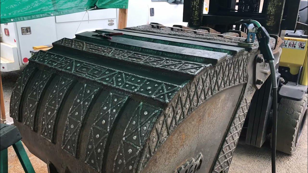 Excavator Bucket Rebuild & Hardface!! YouTube