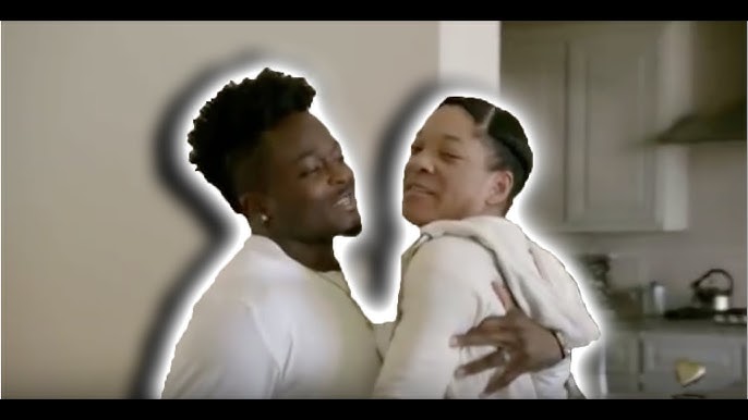 49ers' Marquise Goodwin Surprises Mom and Sister With New House - YouTube