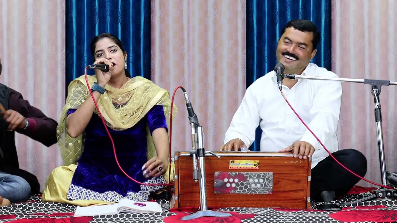 भीम का  मिशन साथी अवतो रुकेना|| कसम है तुम्हें झंडा नीला झुकेना।।दीपा भारती आशू जी का गीत ।