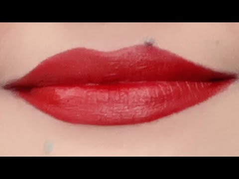 Lakme 9to5 creaseless matte lipstick review swatches, best bridal red lipstick in india,