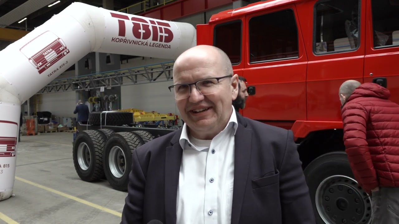 02 Zprávy 01   Poslední Tatra 815