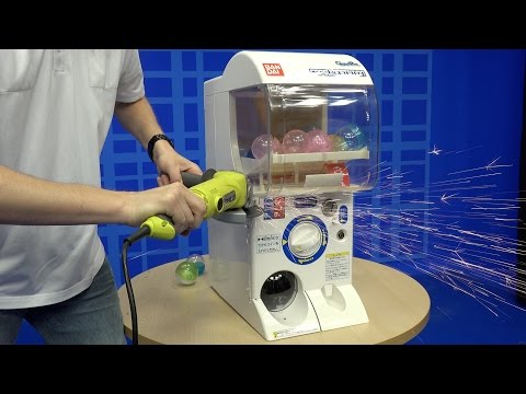 What's inside a Japanese Capsule Toy Machine? What's inside a Japanese Capsule Toy Machine?